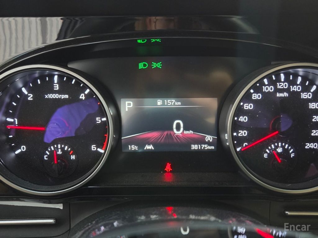 Kia Carnival 4th generation diesel 9-seater Prestige 2023