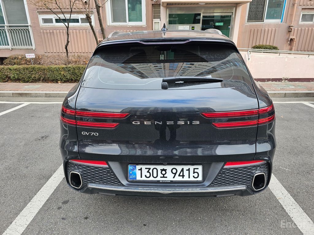 Genesis GV70 2.5T Gasoline 2WD 2024