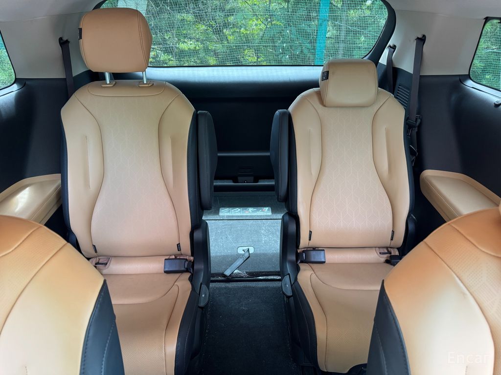 Kia Carnival 4th generation diesel 9-seater Noblesse 2023