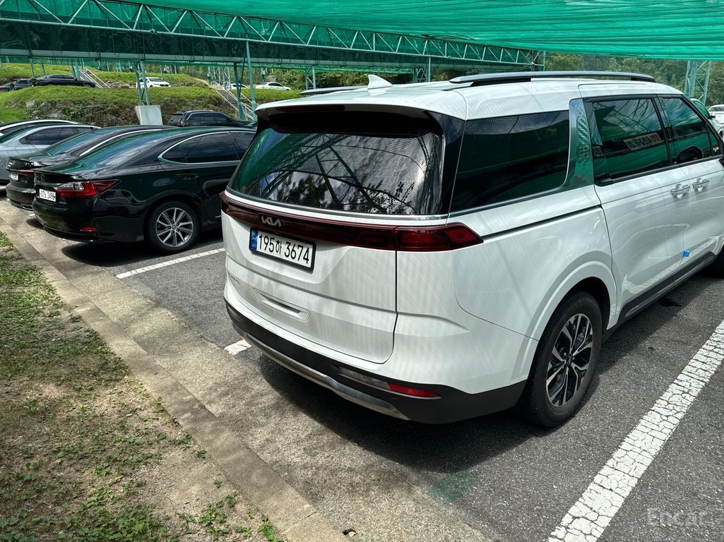Kia Carnival 4th generation diesel 9-seater Noblesse 2023