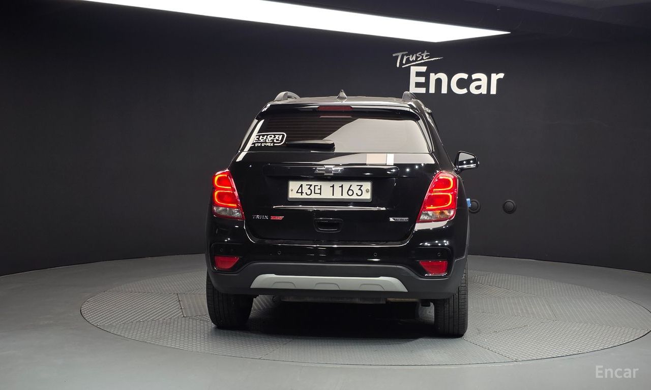 Chevrolet (GM Daewoo) The New Trax 1.4 Perfect Black 2018