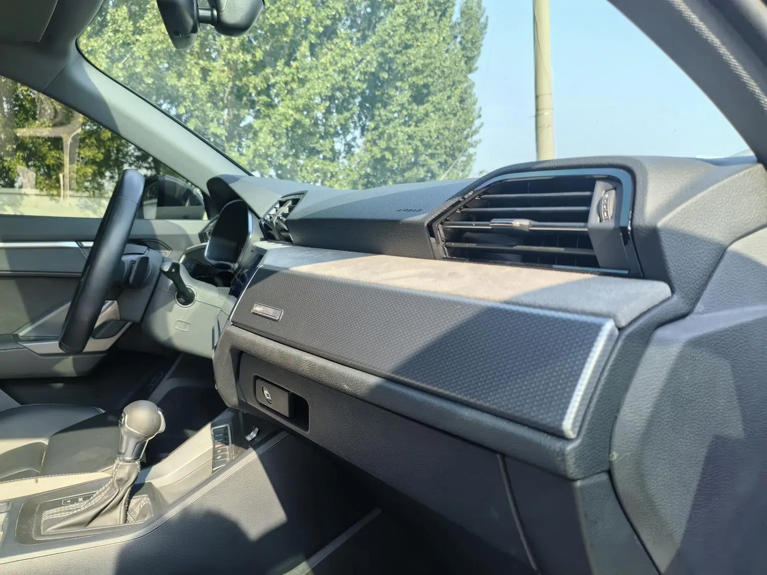 Audi Q3 2024 35 TFSI Dynamic Fashion