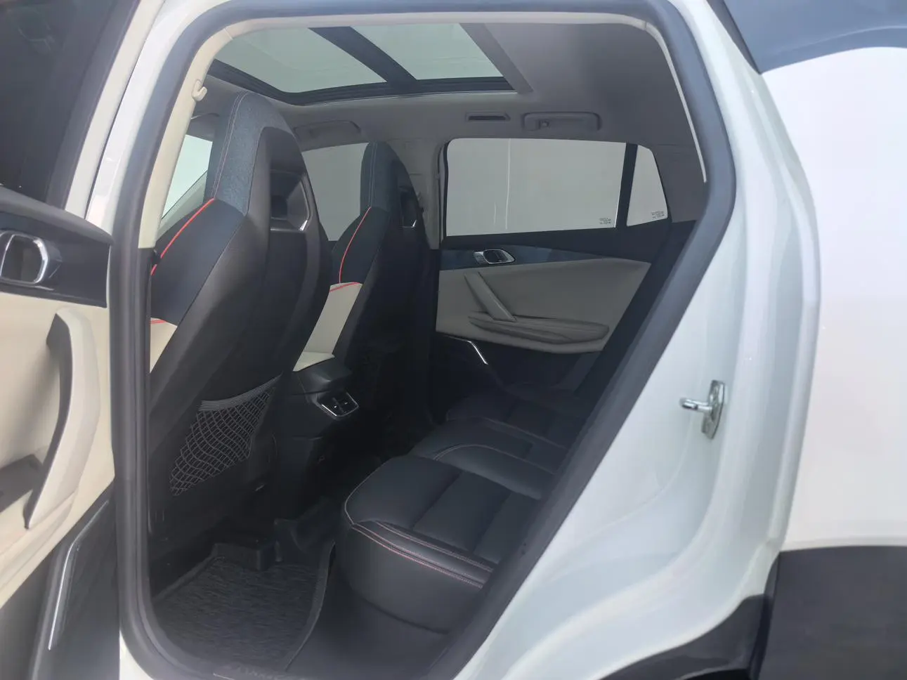 Lynk & Co 06 2020 1.5T Shine Halo