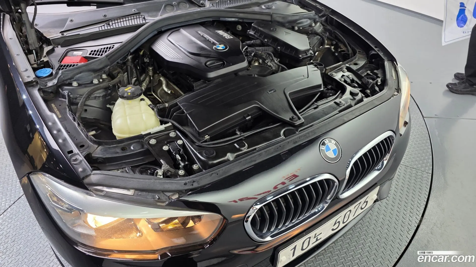 BMW 1-Series 118d JOY 5DOOR 2017
