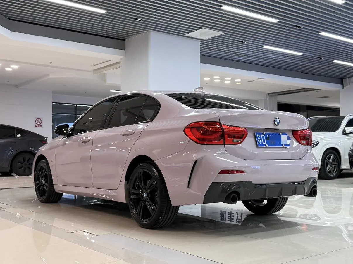BMW 1 Series 2023 125i M Sport Shadow Night