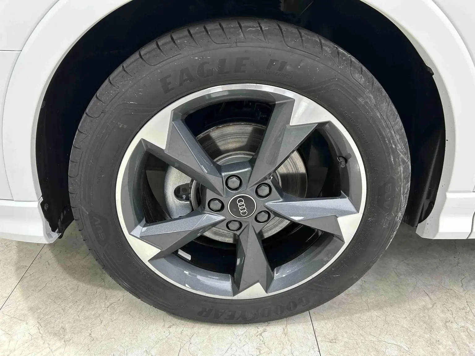 Audi Q3 2023 35 TFSI Dynamic Fashion