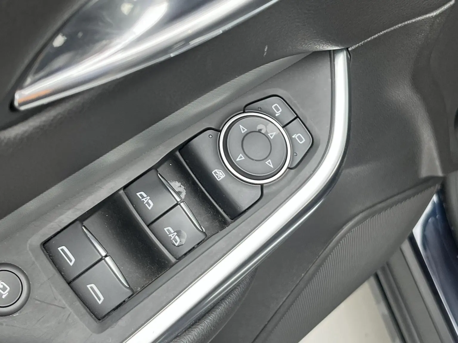 Cadillac XT4 2021 28T 2WD Leading