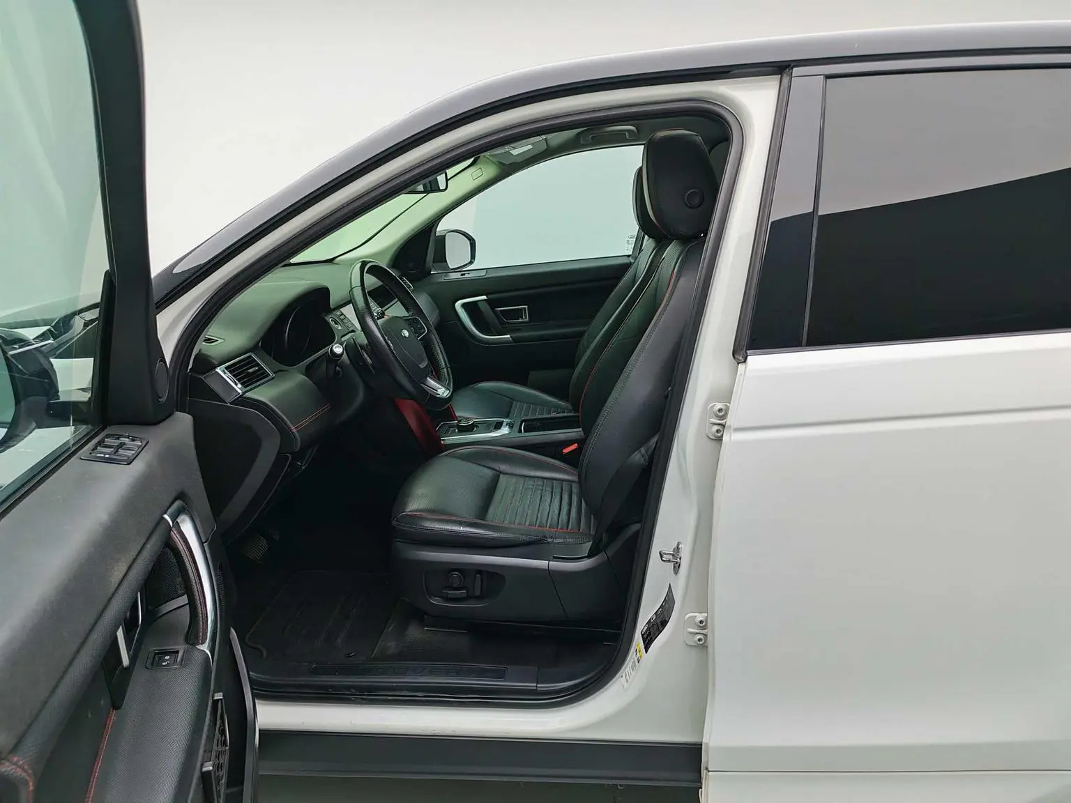 Land Rover Discovery Sport 2019 240PS SE Dynamic China VI