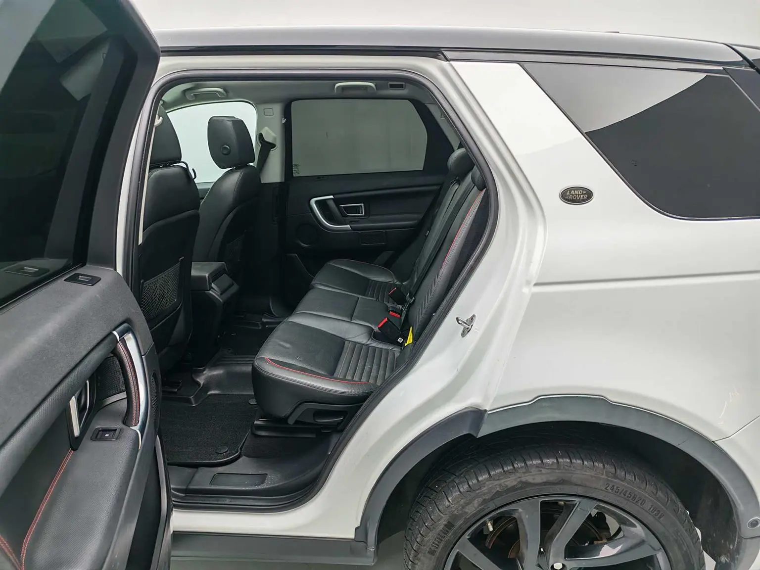 Land Rover Discovery Sport 2019 240PS SE Dynamic China VI