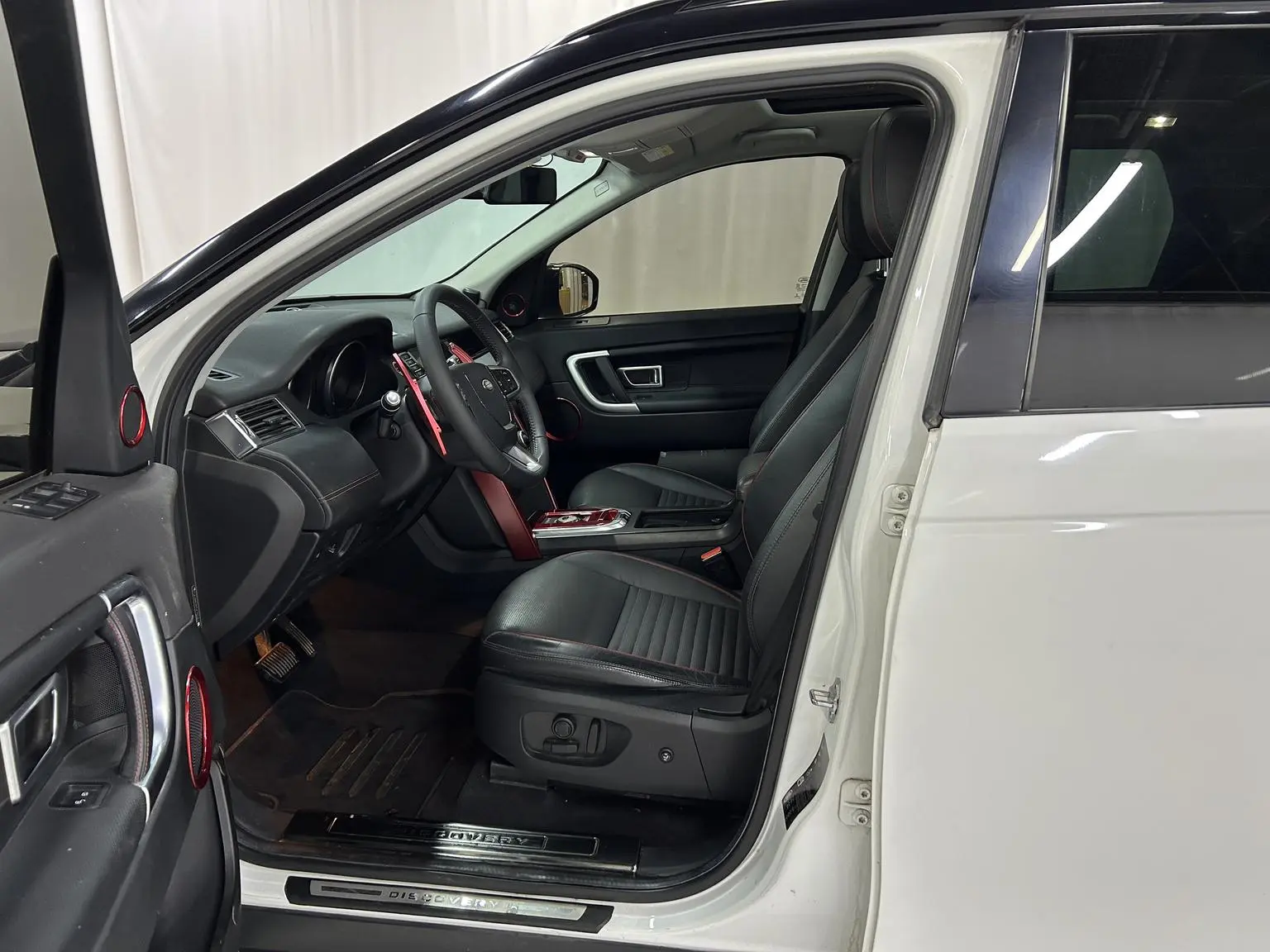 Land Rover Discovery Sport 2019 240PS SE Dynamic China VI