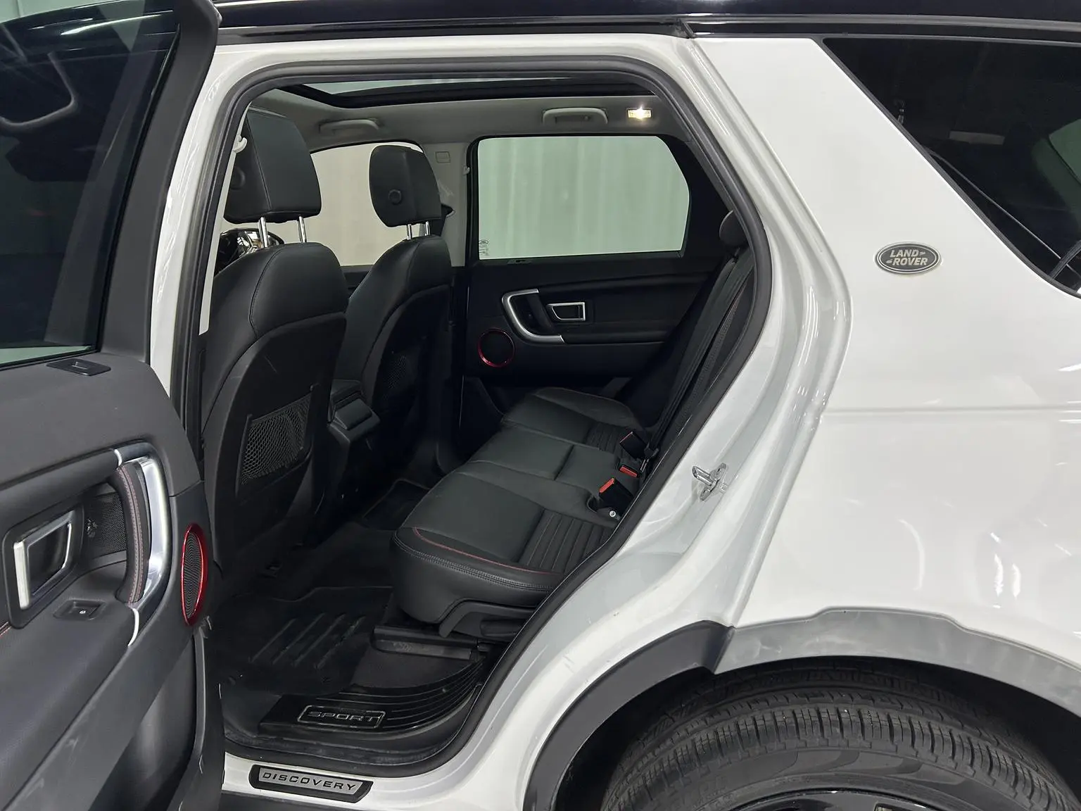 Land Rover Discovery Sport 2019 240PS SE Dynamic China VI