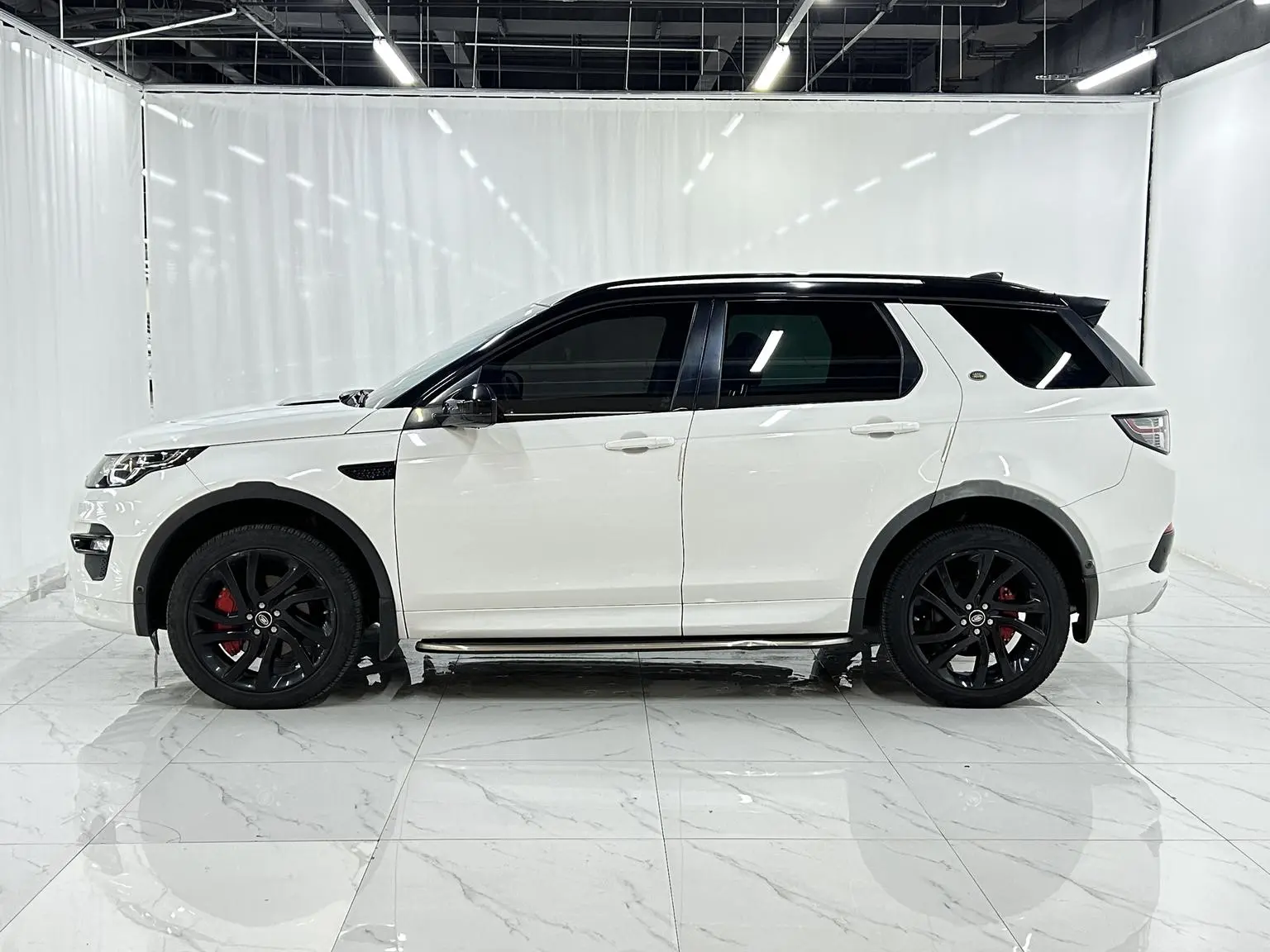 Land Rover Discovery Sport 2019 240PS SE Dynamic China VI