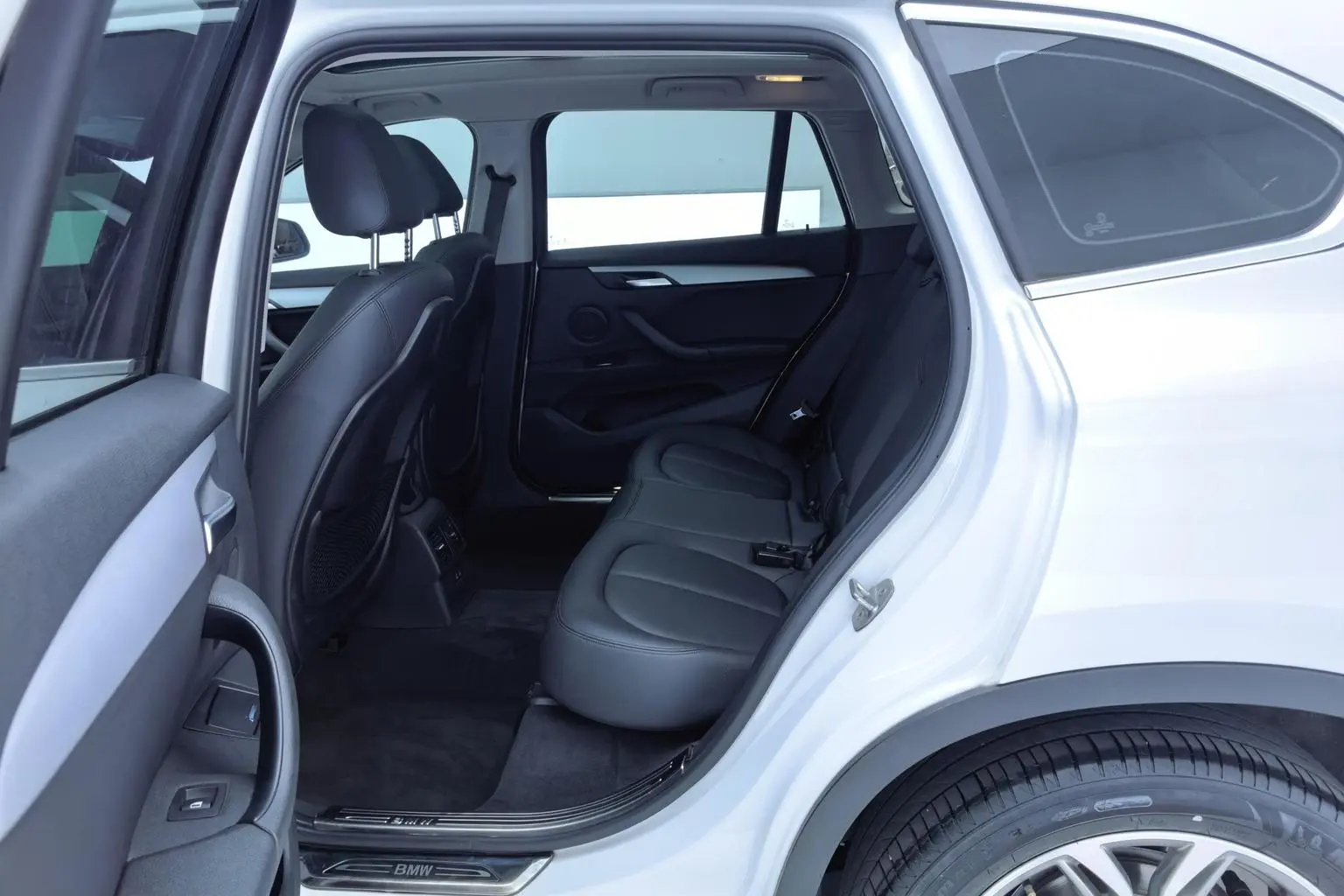 BMW X1 2019 sDrive20Li Leading