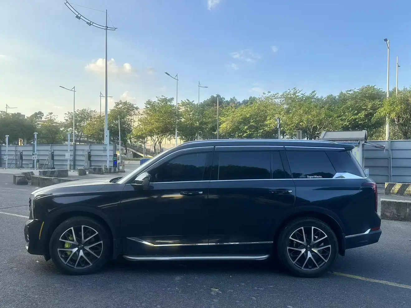 GAC Trumpchi Trumpchi GS8 2022 Series 2.0TGDI 2WD Premium 7 seat