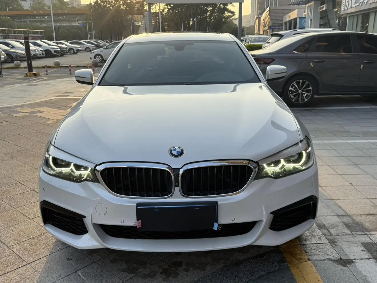 BMW 5 Series 2020 525Li M Sport Package