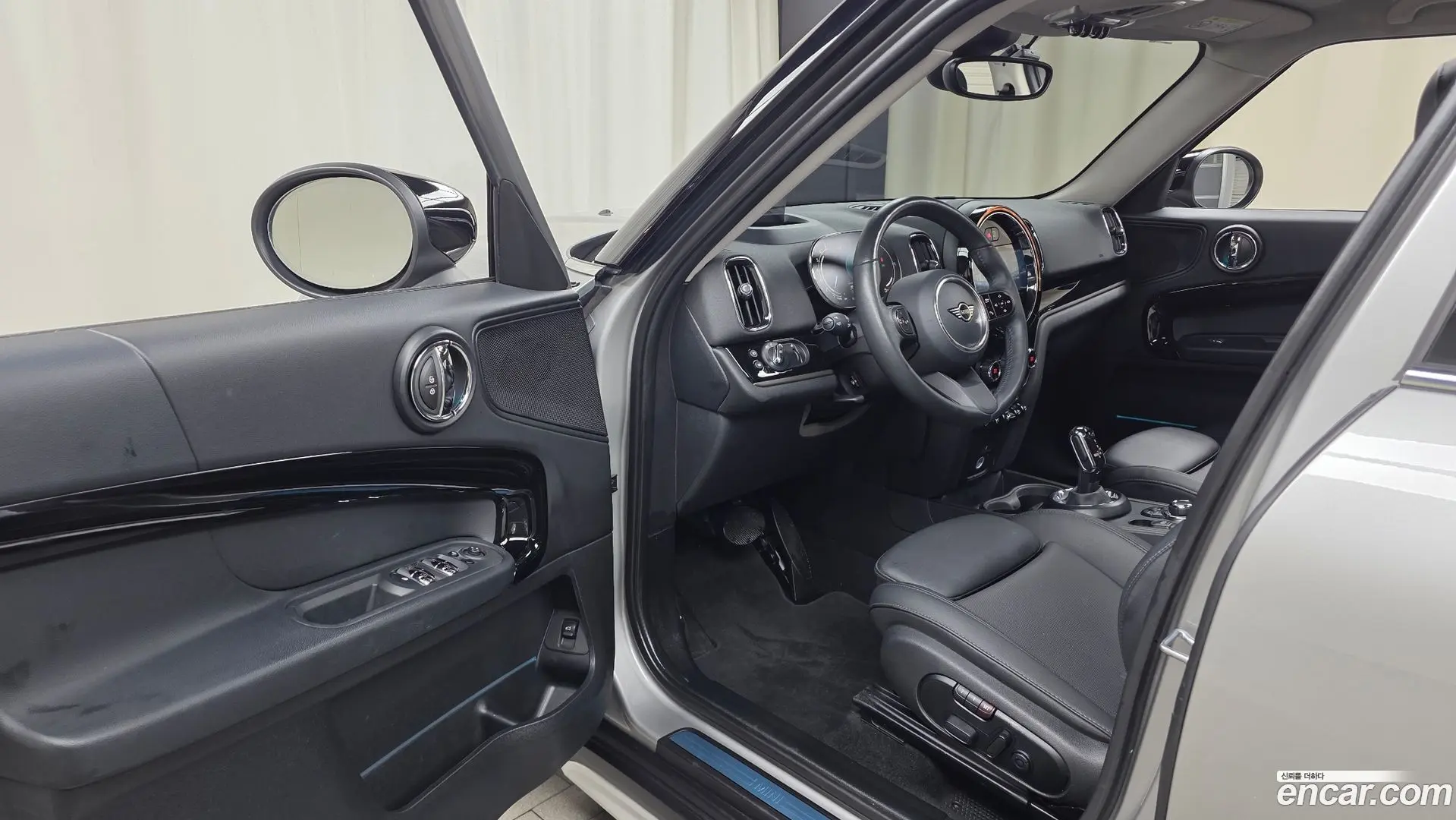 Mini Countryman Classic Plus Launch Pack 2020