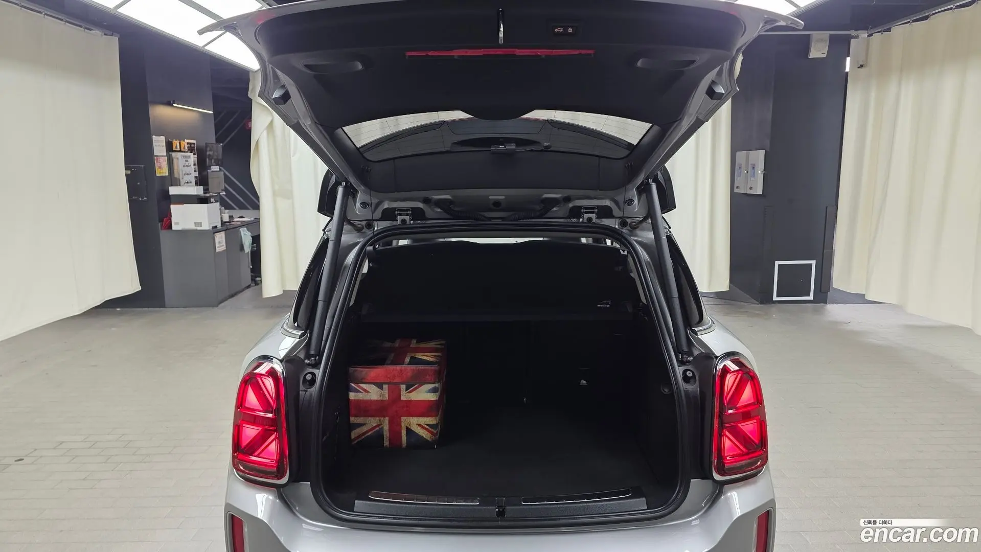Mini Countryman Classic Plus Launch Pack 2020