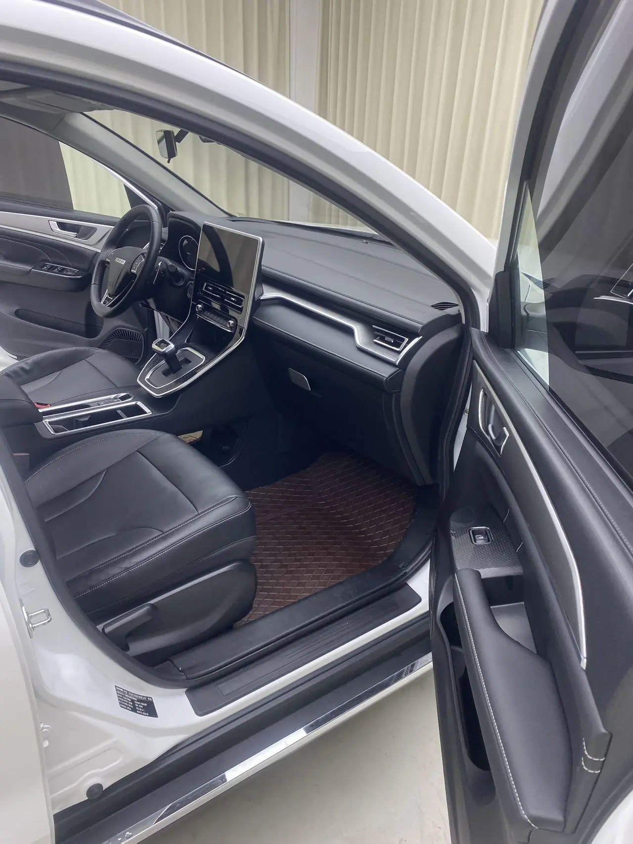 Haval M6 2021 PLUS 1.5T DCT Luxury Connected