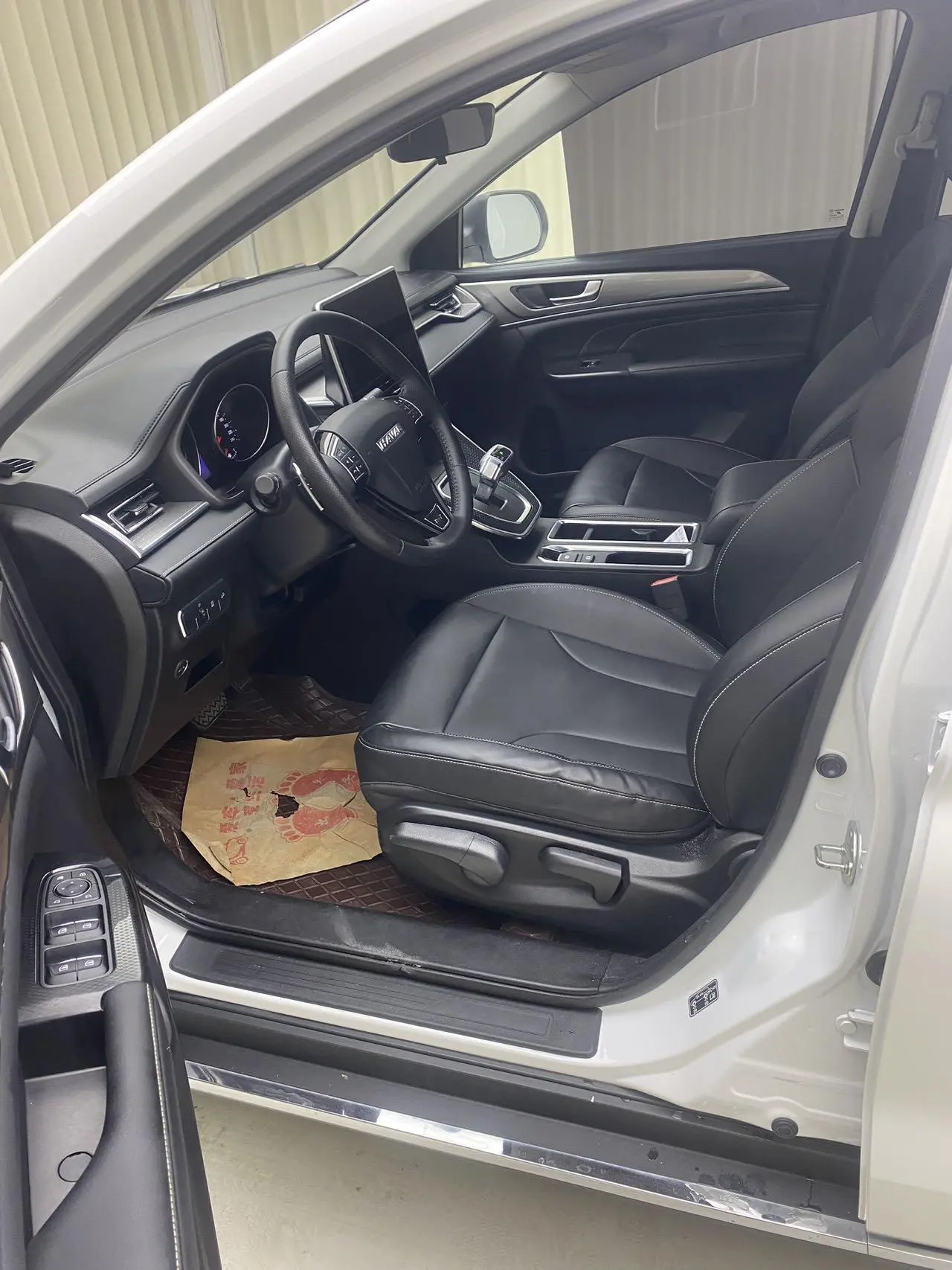 Haval M6 2021 PLUS 1.5T DCT Luxury Connected
