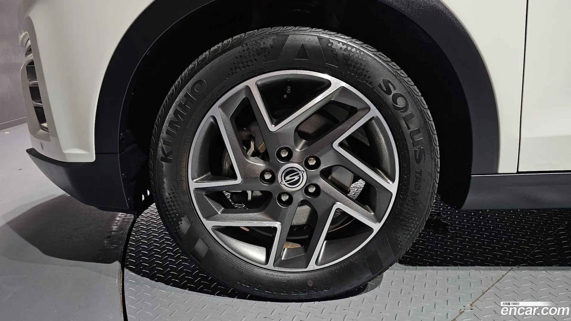 KG Mobility TIBOLI Gasoline 1.5 2WD 2021