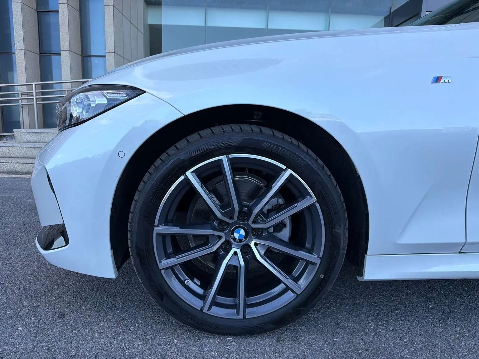 BMW 3 Series 2026 325Li M Sport Package