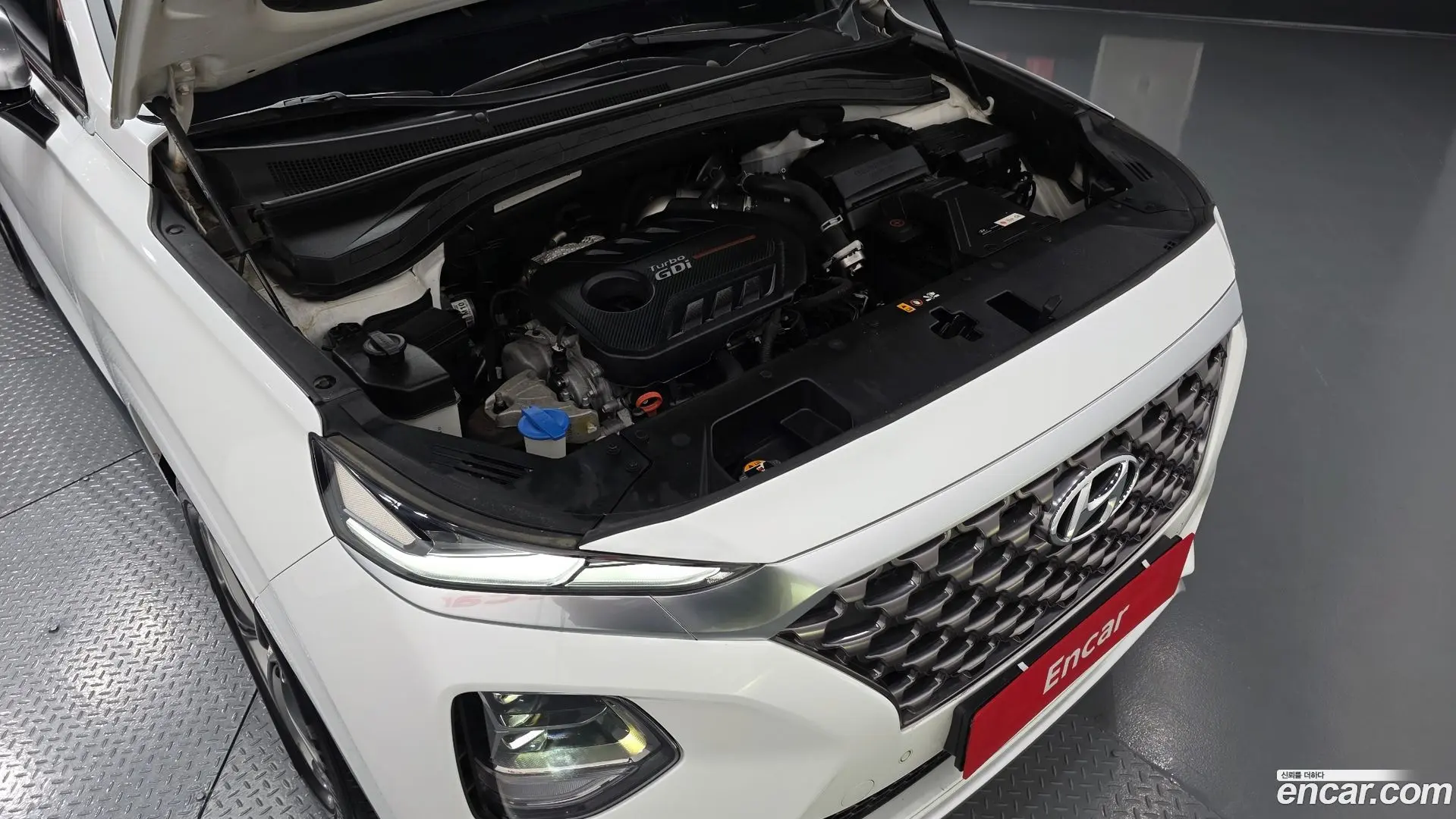 Hyundai Santafe Gasoline 2.0T 4WD
