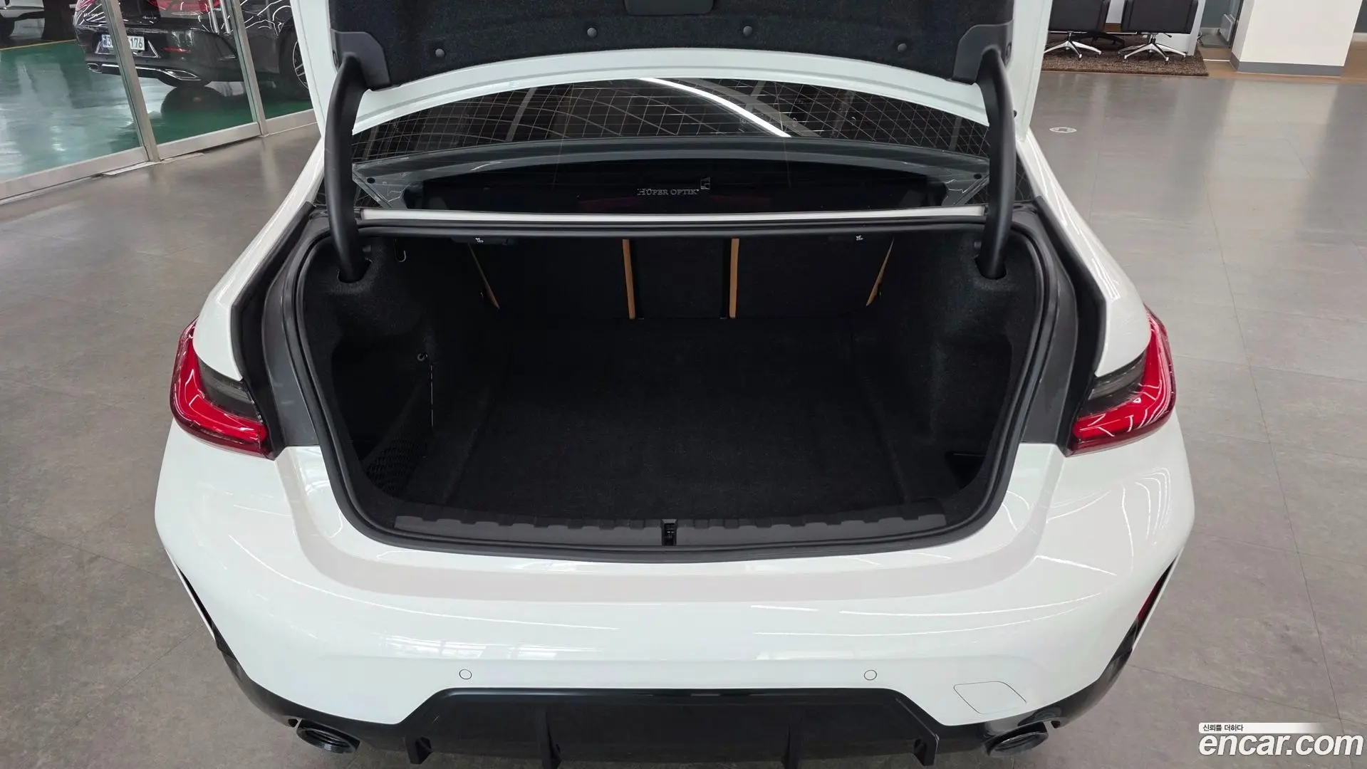 BMW 3-Series 320i M Sport 2023