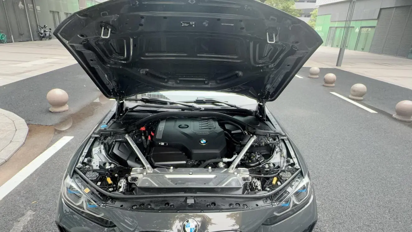 BMW 4 Series 2023 425i M Sport Shadow Night Package