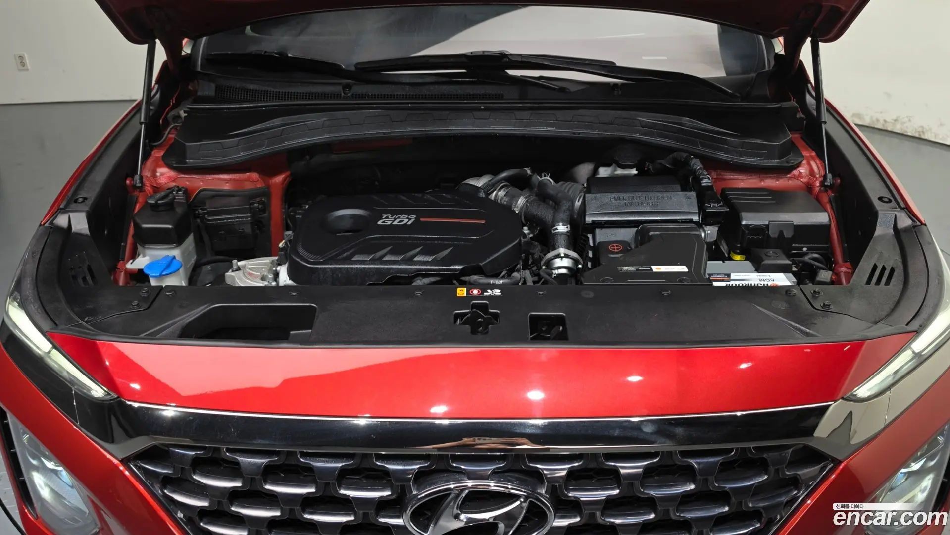 Hyundai Santafe Gasoline 2.0T 2WD