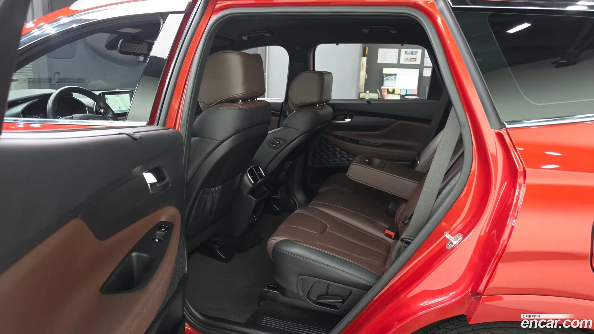 Hyundai Santafe Gasoline 2.0T 2WD