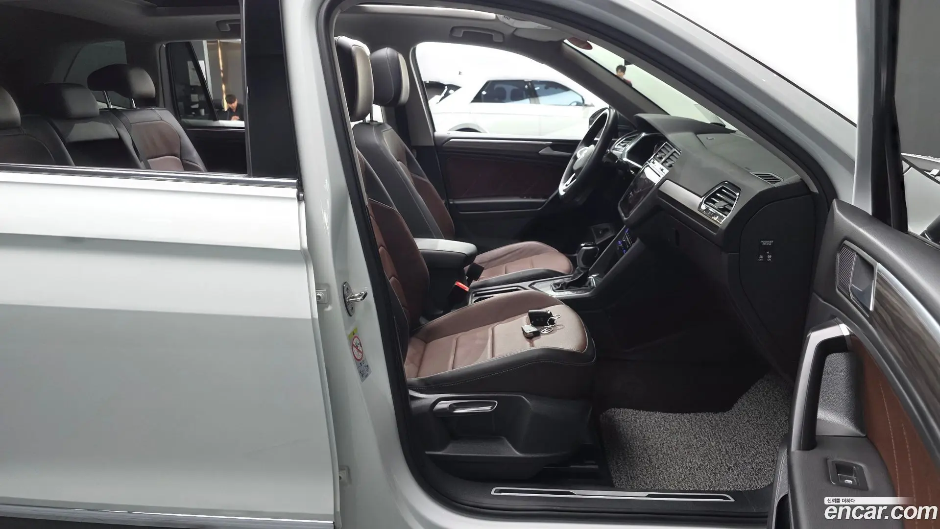 Volkswagen Tiguan 2.0 TSI Prestige