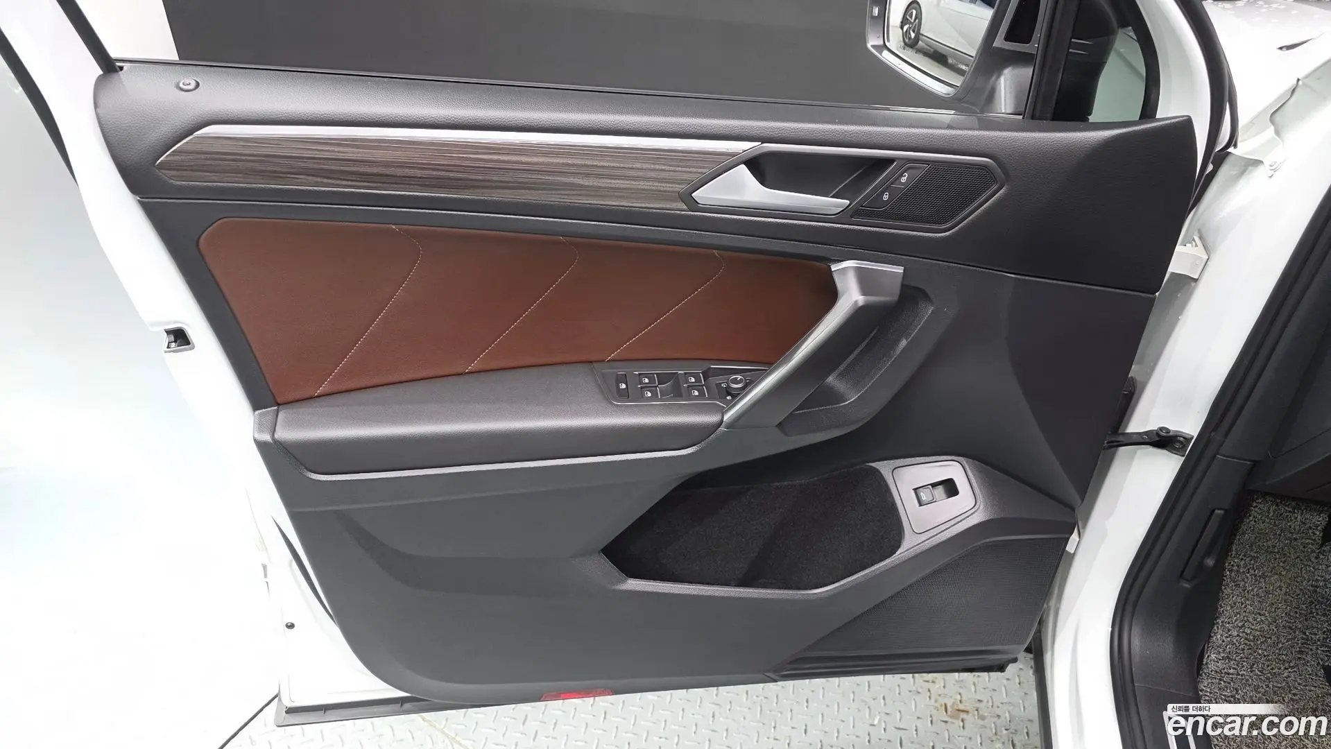 Volkswagen Tiguan 2.0 TSI Prestige