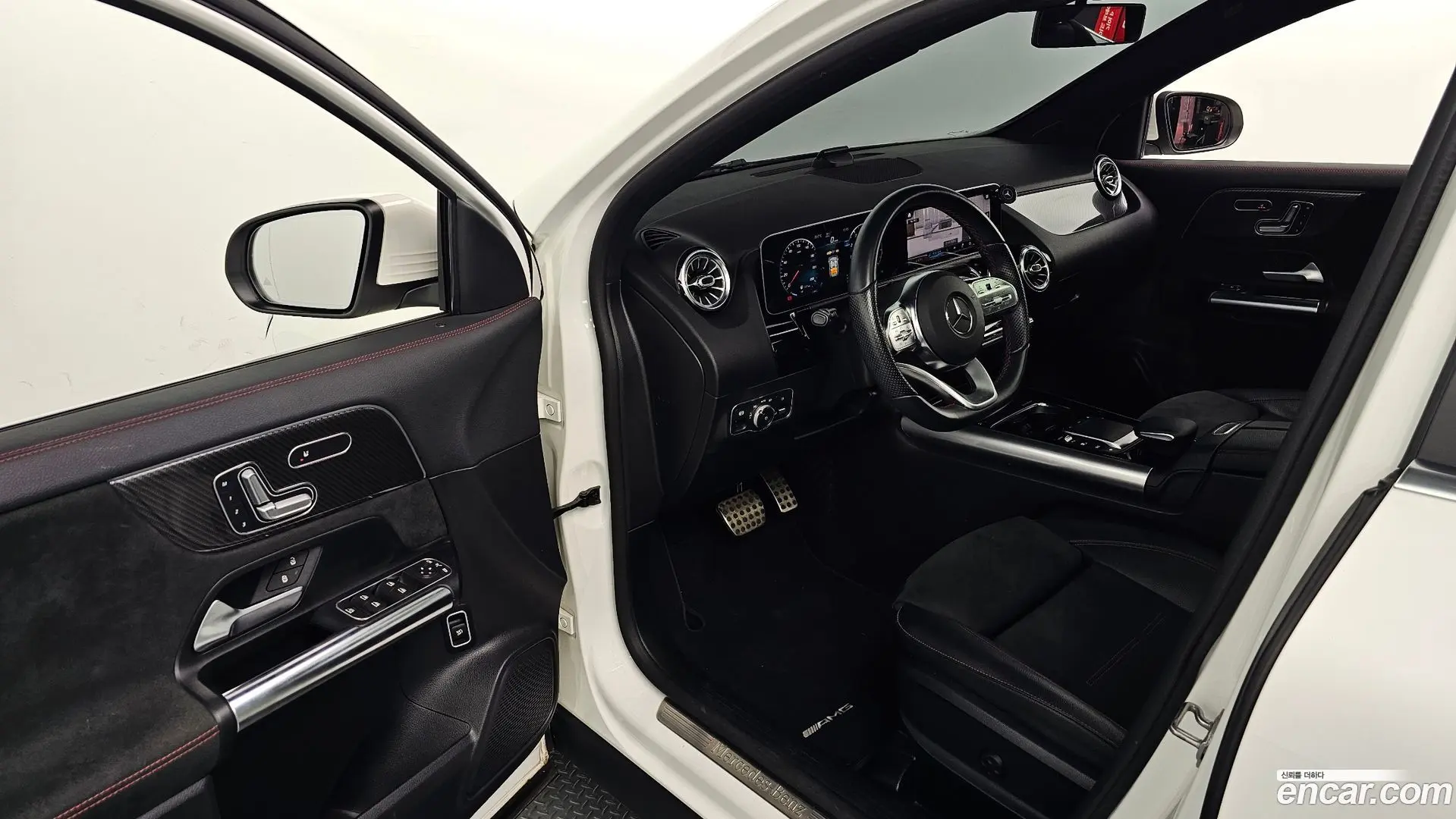 Mercedes-Benz GLA-Class GLA250 4MATIC 2020