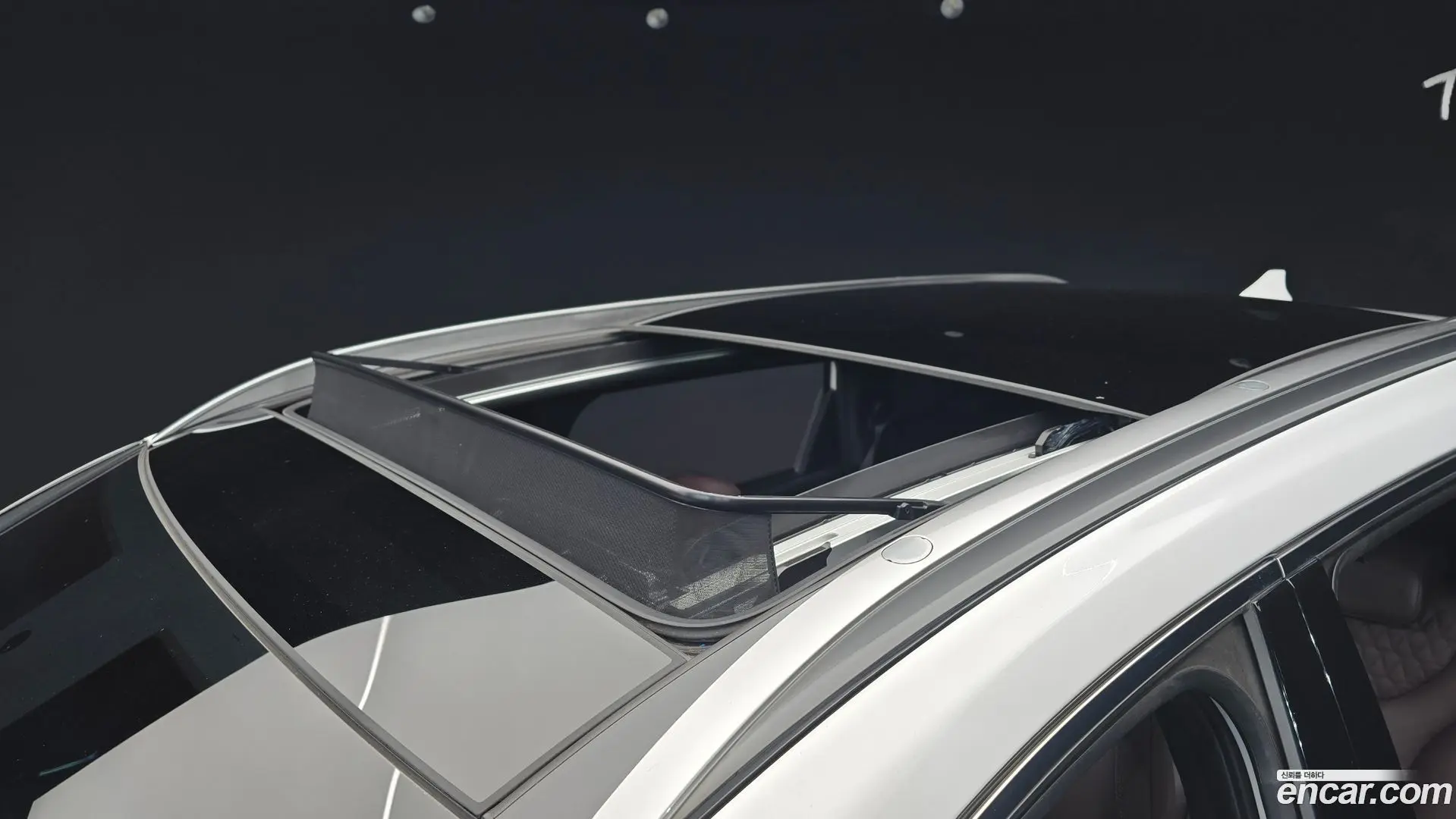 Hyundai Santafe Gasoline 2.0T 2WD