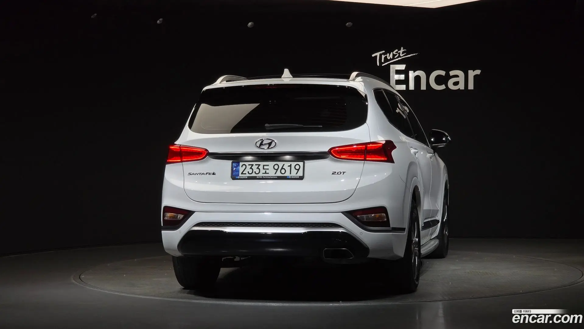 Hyundai Santafe Gasoline 2.0T 2WD