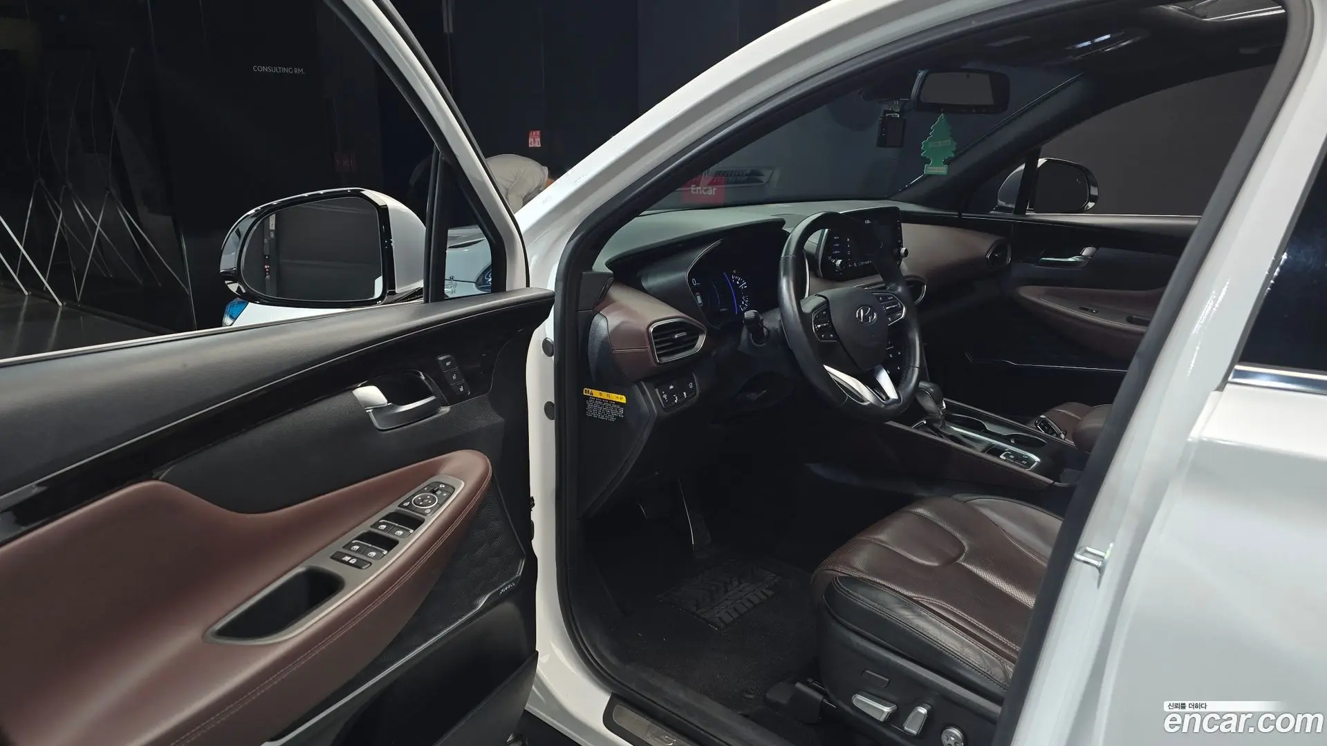 Hyundai Santafe Gasoline 2.0T 2WD