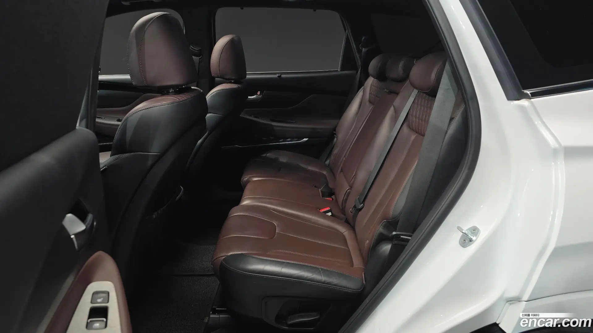 Hyundai Santafe Gasoline 2.0T 2WD