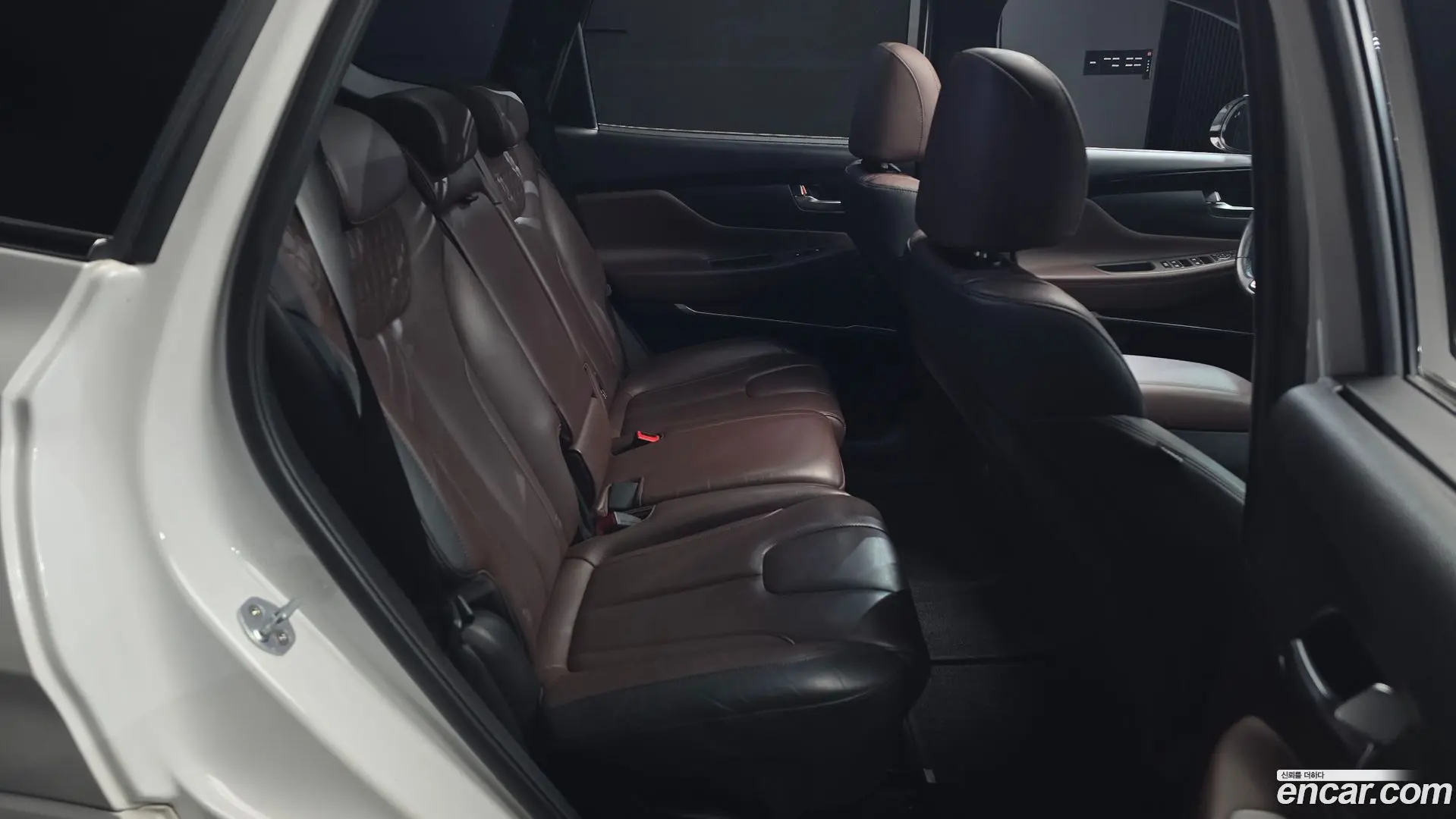 Hyundai Santafe Gasoline 2.0T 2WD