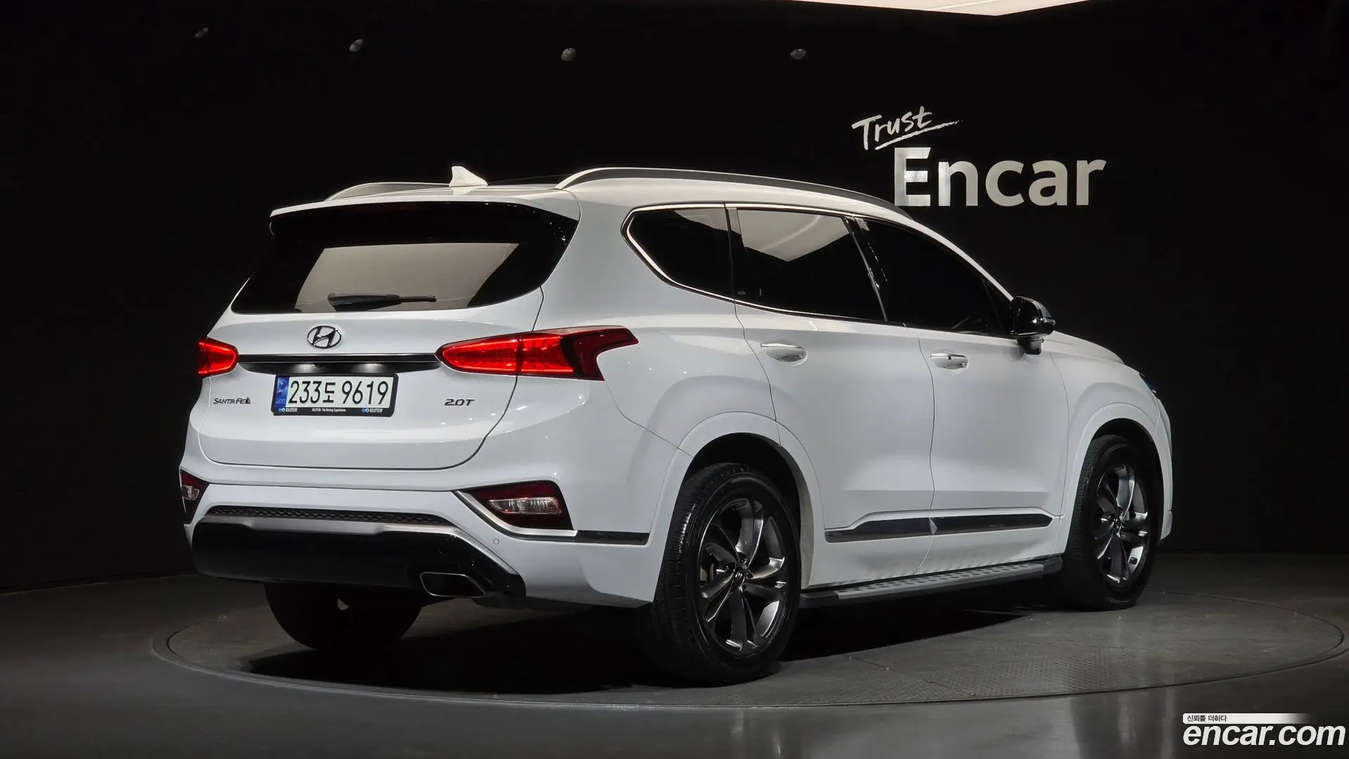 Hyundai Santafe Gasoline 2.0T 2WD