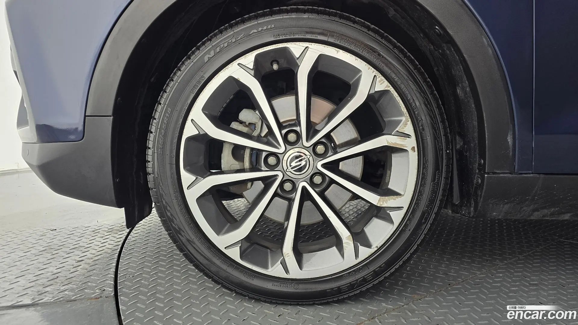 KG Mobility TIBOLI LX 2WD