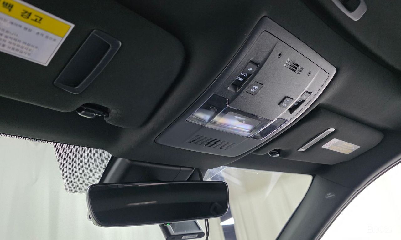 Lexus UX250h 2.0 AWD 2019