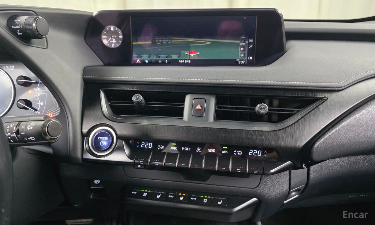 Lexus UX250h 2.0 AWD 2019