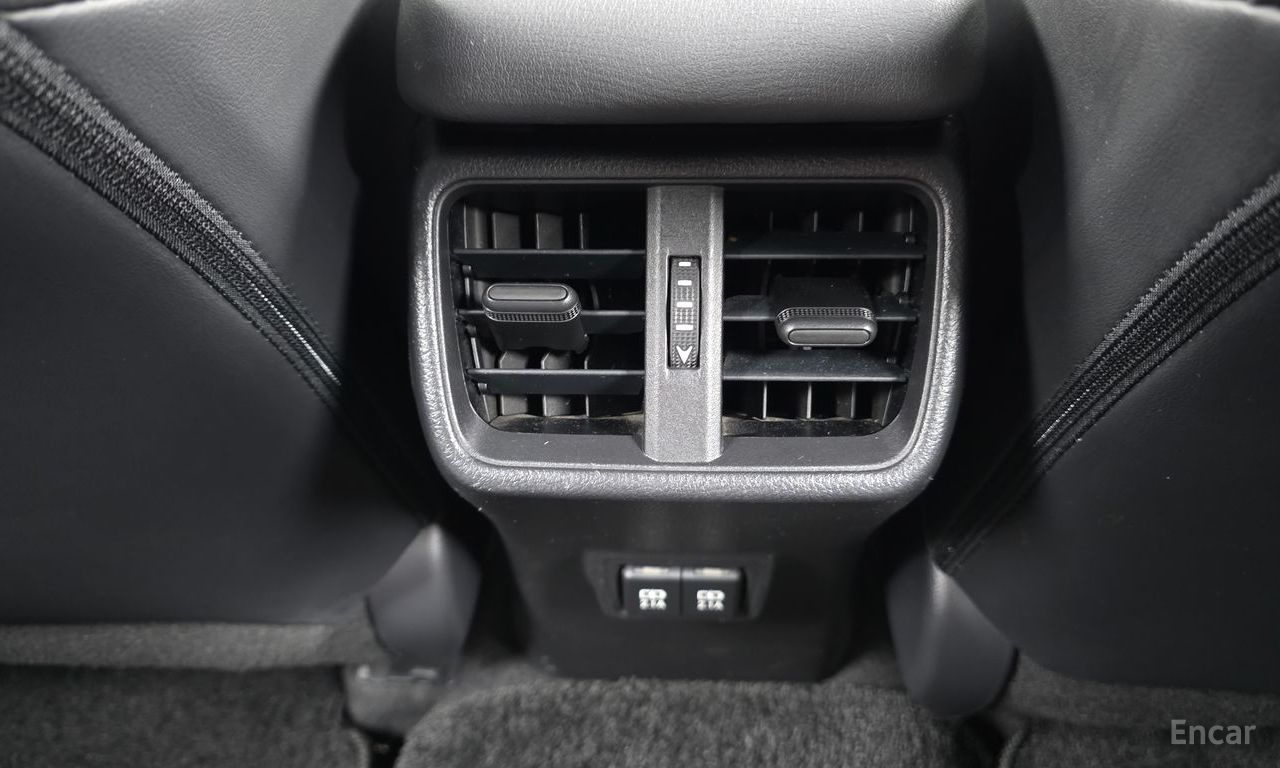 Lexus UX250h 2.0 AWD 2019