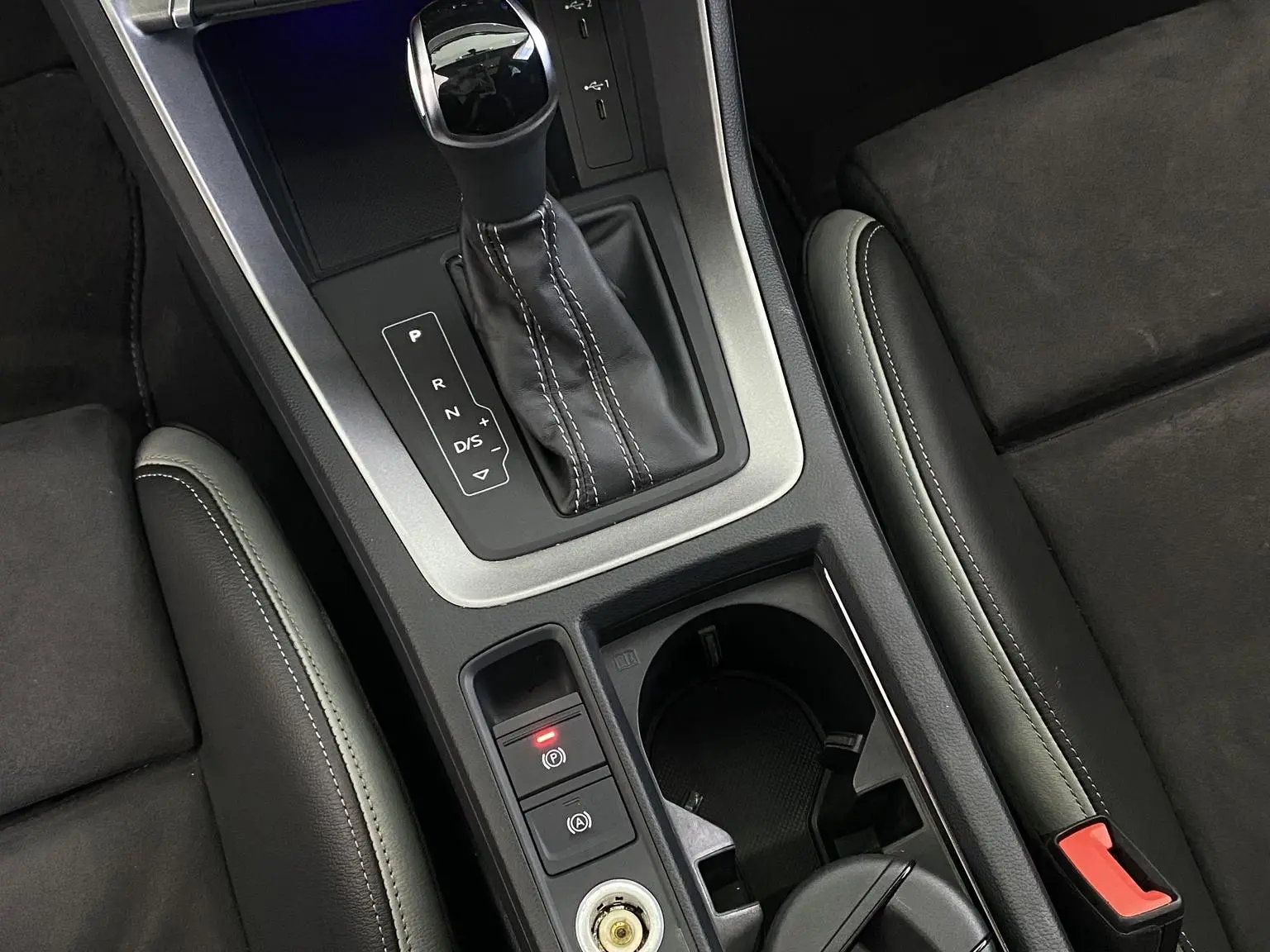 Audi Q3 2020 40 TFSI Dynamic Fashion