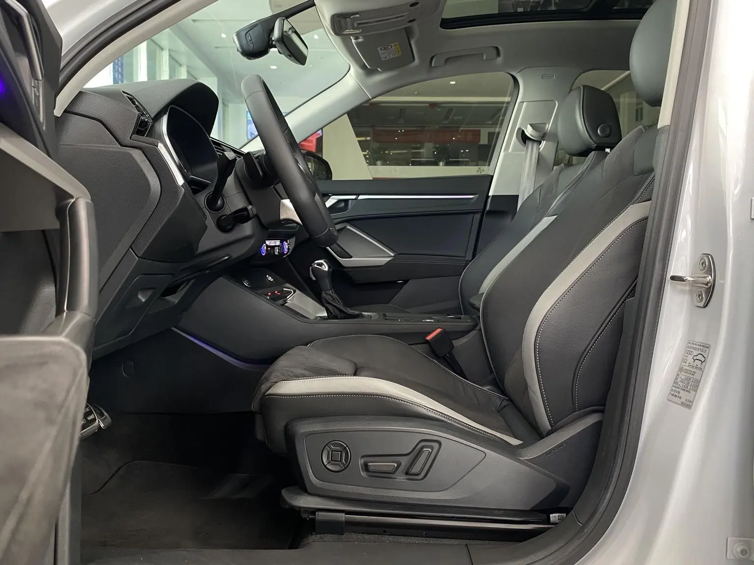 Audi Q3 2020 40 TFSI Dynamic Fashion