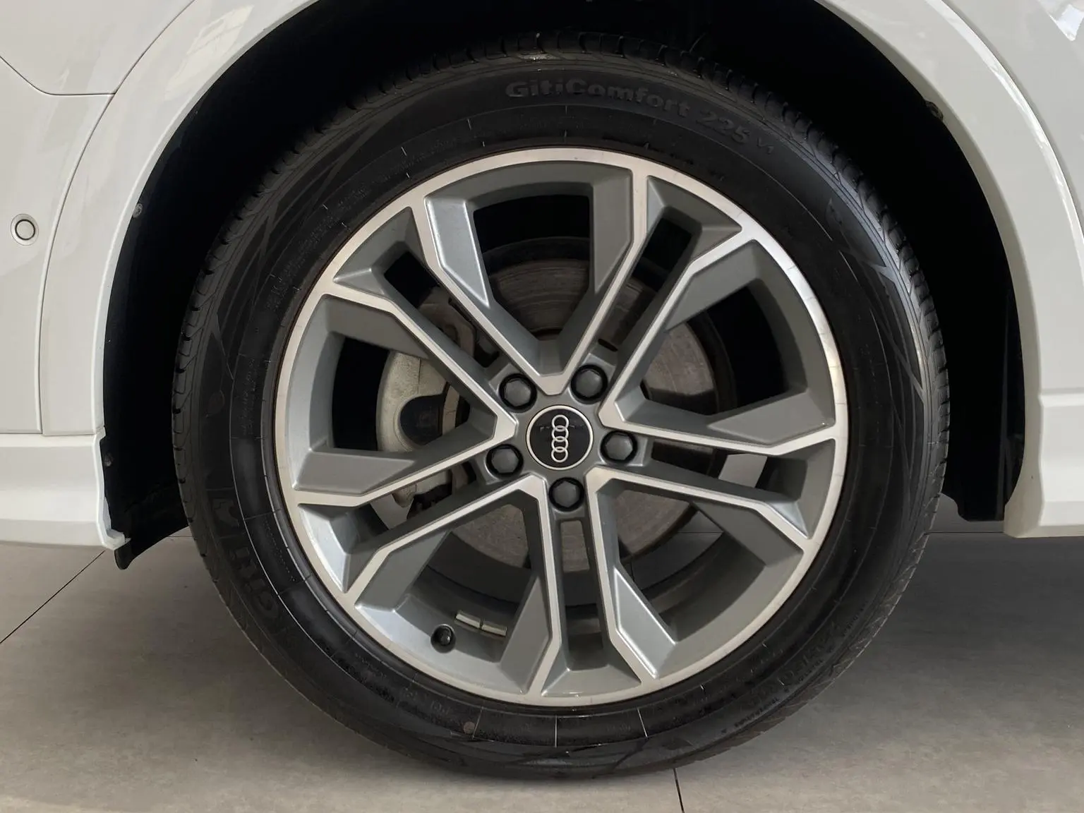 Audi Q3 2020 40 TFSI Dynamic Fashion