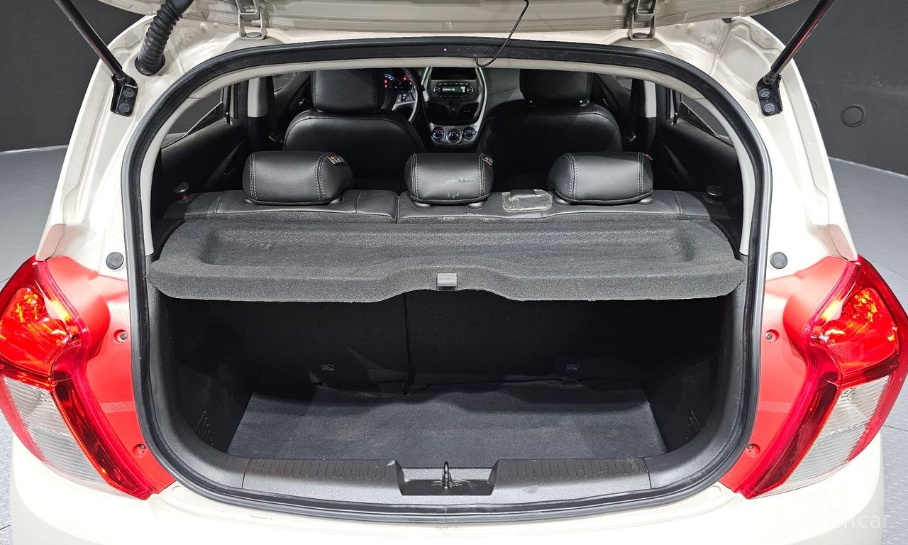 Chevrolet (GM Daewoo) The Next Spark LT 2017