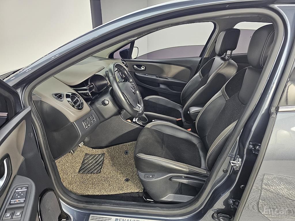 Renault Korea (Samsung) Clio Intense 2018