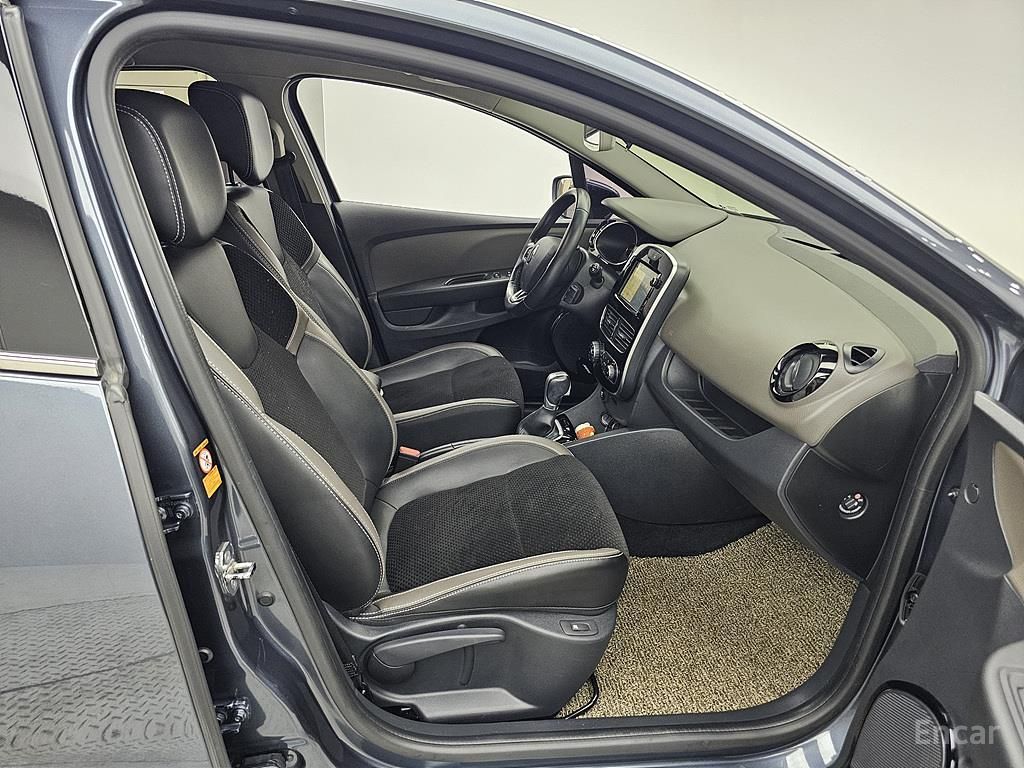 Renault Korea (Samsung) Clio Intense 2018