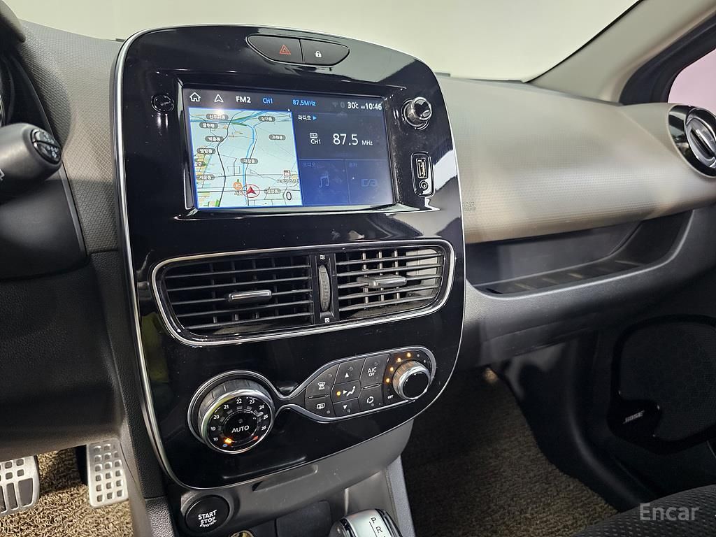 Renault Korea (Samsung) Clio Intense 2018